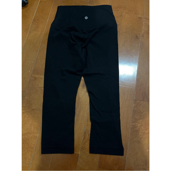 Lululemon Align Crop Black Capris Size 4 - Picture 2 of 5